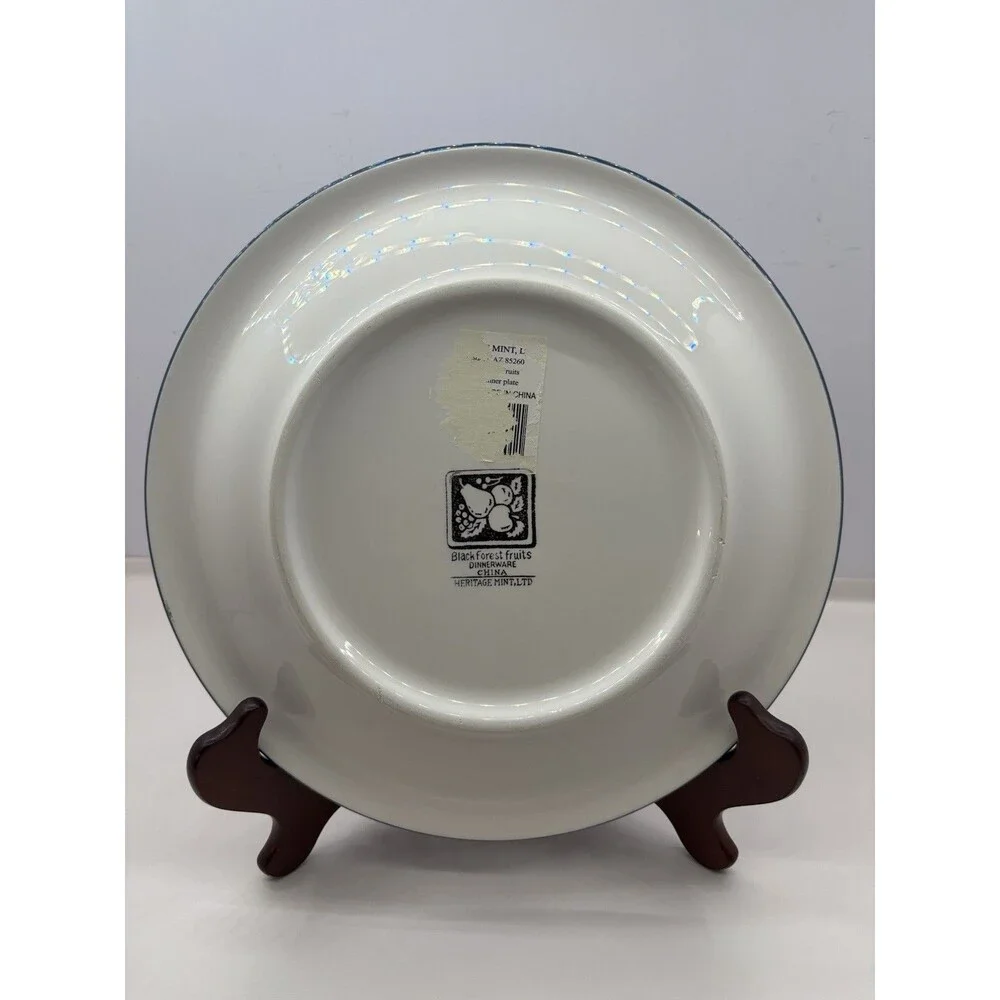 Vintage Heritage Black Forest Fruits Dinner Plates 10.5” Set of 3 Discontinued